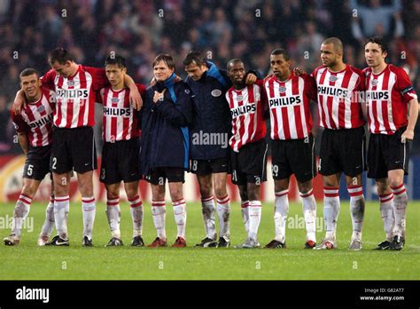 Psv eindhoven players watch penalty shoot out hi-res stock photography and images - Alamy