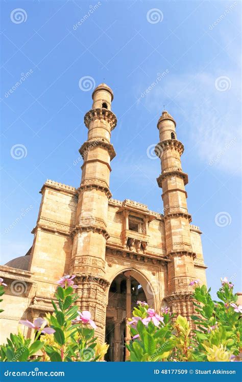 Fort and Towers at Pavagadh; Archaeological Park World Heritage Stock Image - Image of sultan ...