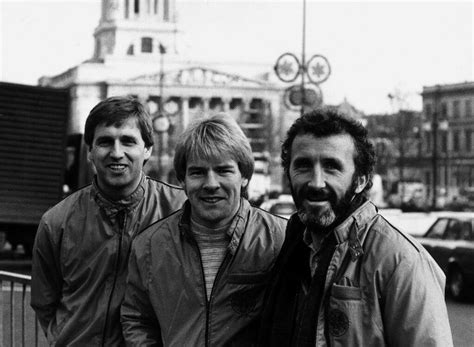 Celtic players at George Square, Glasgow. (1980s) Celtic Legends ...