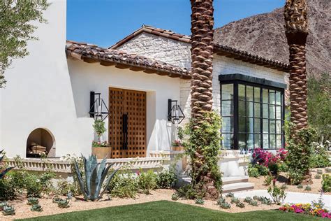 The Simple Elegance of a Hacienda-Style Ranch in La Quinta