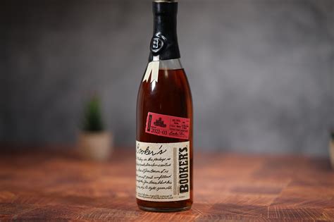 Booker’s 2021-03 “Bardstown Batch” Review | Whiskey Raiders