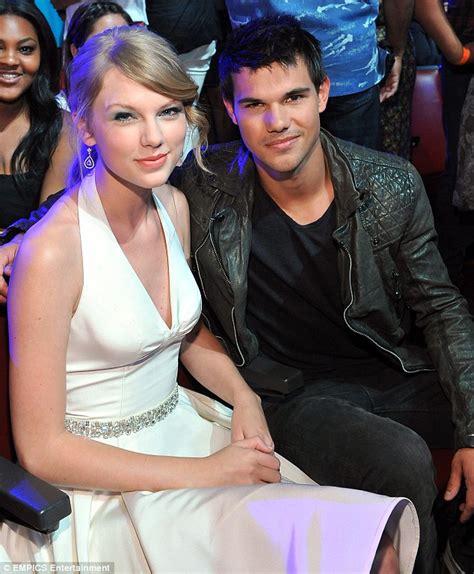 Taylor Swift Boyfriend / Taylor Swift : List Of Her Ex Boyfriends ...