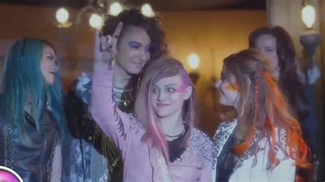 'Jem and the Holograms' Trailer Debuts - Good Morning America