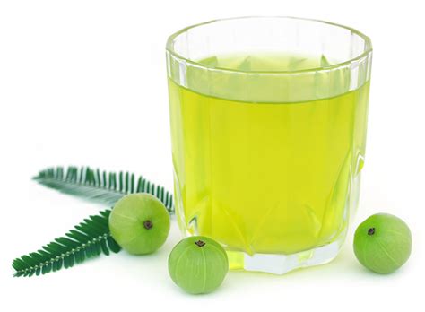 Amla Juice Reduces Cholesterol And Cleanses Colon