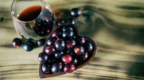 What Is Muscadine Wine? | VinePair