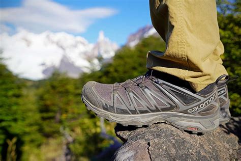 10 Best Lightweight Hiking Shoes For Men of 2024 - Outdoor Fact