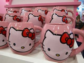 Hello Kitty Mugs | For sale at Universal Studios. | Joe Shlabotnik | Flickr