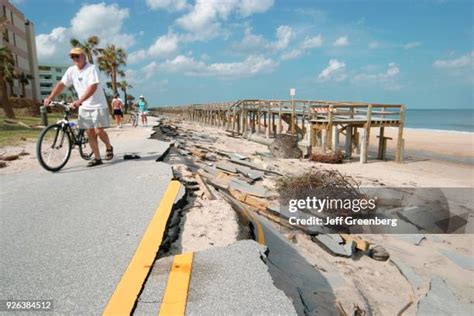 182 Hurricane Jeanne Damage Stock Photos, High-Res Pictures, and Images ...