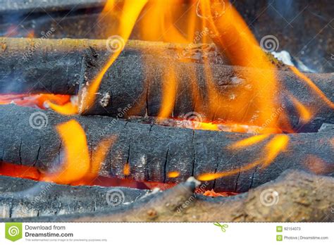 Burning Log of Wood in a Fireplace Close-up Stock Image - Image of fireplace, burn: 92154073