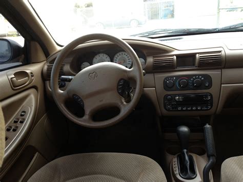 2004 Dodge Stratus - Interior Pictures - CarGurus