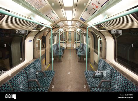 london tube train interior empty Stock Photo - Alamy