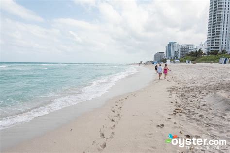 Holiday Inn Miami Beach Review: What To REALLY Expect If You Stay