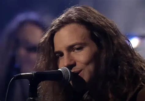 Pearl Jam's Legendary MTV Unplugged Performance Available To Watch