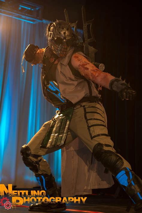 Self- MK9 Kabal Cosplay : r/MortalKombat