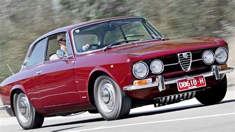 【1971 Alfa Romeo 1750 GTV Bertone Restoration Project】 RESTORATION - YouTube