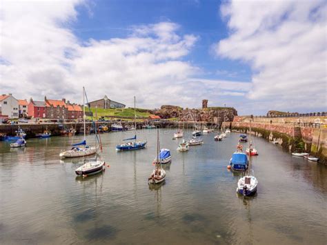 Dunbar Harbour Scotland stock image. Image of north, historical - 57750635