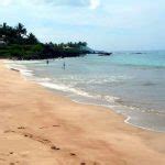 Palauea "White Rock" Beach - Hawaii Hideaways Travel Blog