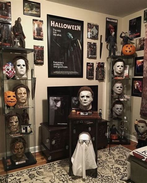 (56) Tumblr in 2020 | Halloween bedroom, Horror decor, Horror room