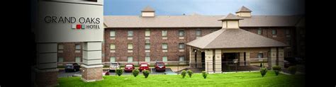 Grand Oaks Hotel (Branson, MO) - Call: 1 (800) 504-0115 - The Travel Office