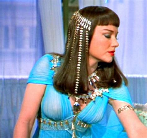 Just realized- this is my haircut!! ...Ann Baxter as Nefertari, The Ten Commandments | Ten ...