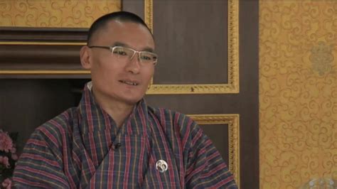 Bhutan prime minister: 'No shortcut to growth' - BBC News