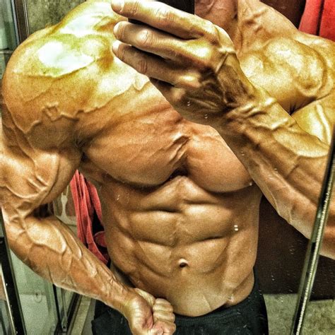 Incredible Veins & Abs Bodybuilder Flexing - a photo on Flickriver