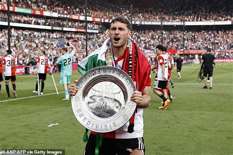 Feyenoord chief Dennis te Kloese throws cold water on talks striker Santiago Gimenez will join ...