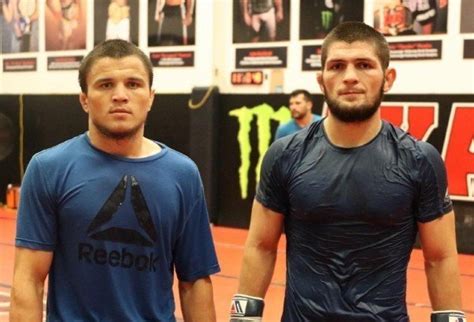 Khabib Nurmagomedov Asks Umar Nurmagomedov to Go ‘Mike Tyson Style’ - EssentiallySports