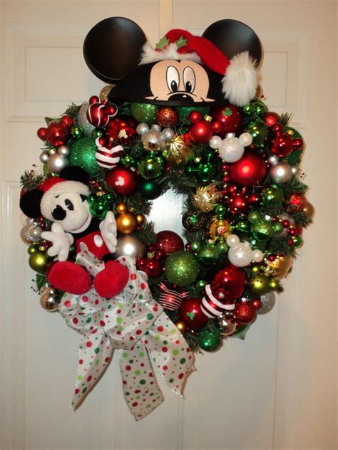 35 Disney Christmas Decorations Ideas - Decoration Love