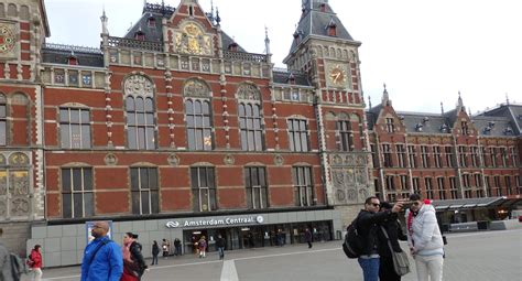 Amsterdam Central train station sightseeing - Rachel's Ruminations