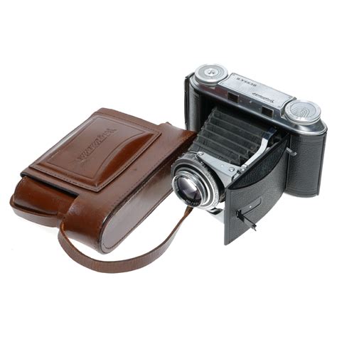 Voigtlander Bessa II 120 Rollfilm Folding Camera Color-Heliar 3.5/105 Lens - Vintage Lens ...