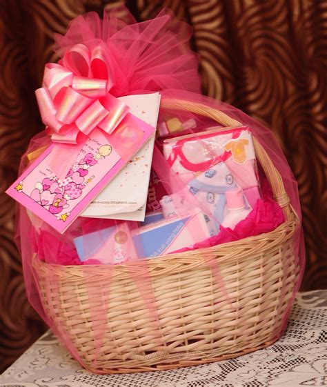 Hampers2you: Baby Gift Baskets for Newborn Girl