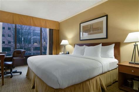 Hilton Knoxville | Downtown Knoxville