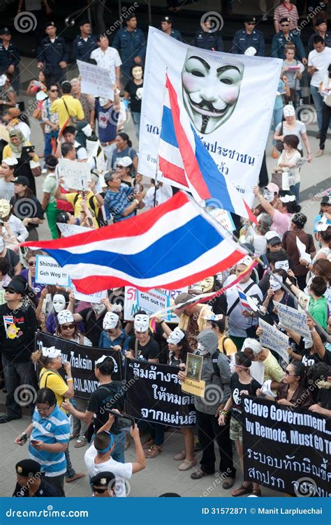 Anti-government Protesters Wearing Guy Fawkes Masks . Editorial Photo - Image of loyalist ...