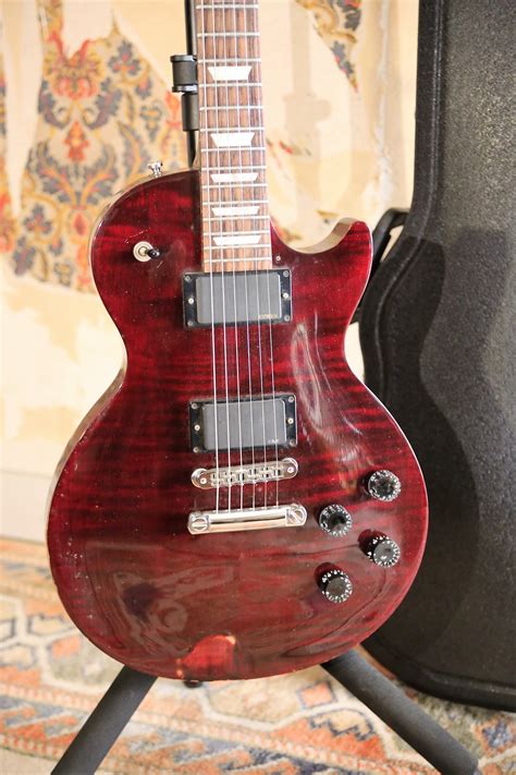 Photo Gibson Les Paul Studio (1995) : Gibson Les Paul Studio - Wine Red w/ Gold Hardware (80752 ...