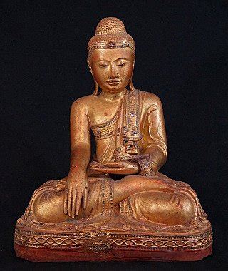 Burmese Buddha statues and the history behind their origins