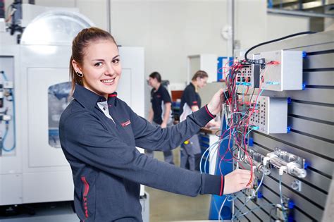 Mechatronics technician - Karriere bei AHT Cooling Systems GmbH