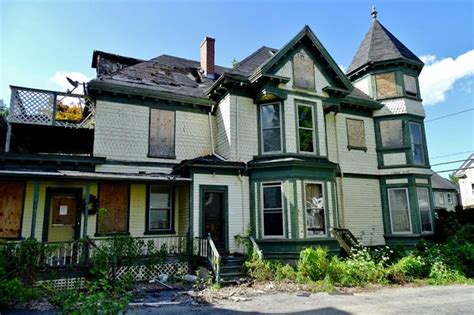 America's most endangered historic houses | loveproperty.com