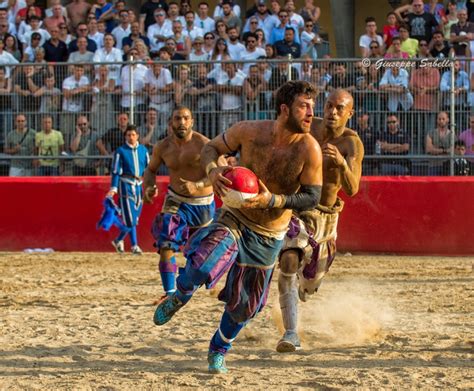 Calcio storico fiorentino: l’antenato di calcio e rugby - FUL magazine