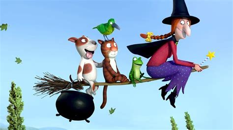 Room on the Broom (2012) - Backdrops — The Movie Database (TMDb) | Room on the broom, World book ...