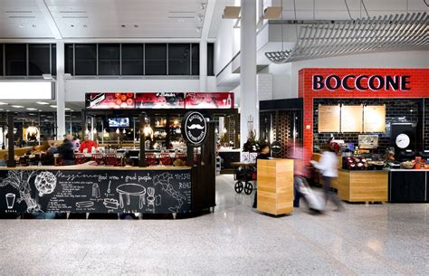 Airport restaurants, Toronto pearson international airport, Food hall