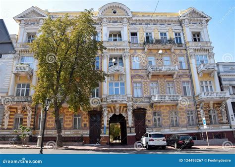 Beautiful Old Architecture, House in Odessa Editorial Photography - Image of walk, windows ...