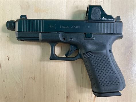 SOLD: Glock 19 Gen5 MOS with Holosun 507C V2, Factory Threaded BBL, etc