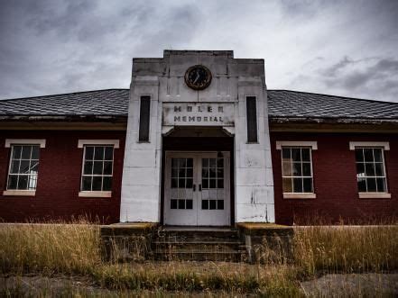 The Ghost Adventures crew is in Twin Bridges, Montana, to investigate the abandoned Twin Bridges ...