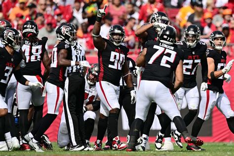 Falcons vs Bucs review: Scratching the surface in Week 7 - The Falcoholic