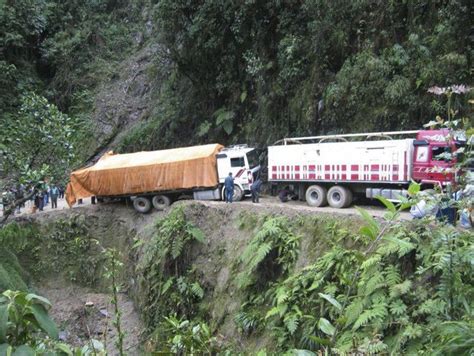 Road of Death - Yungas, Bolivia | I Like To Waste My Time