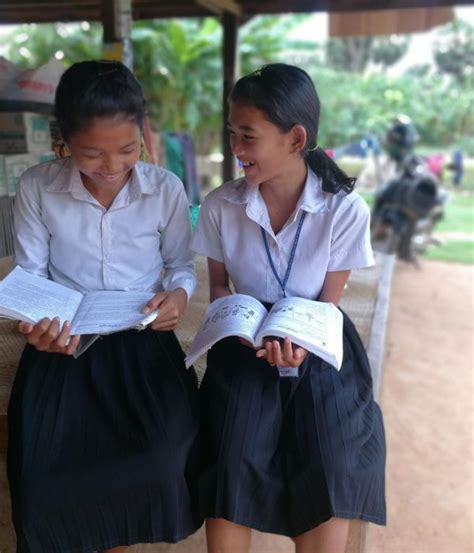 Provide 250 School Uniforms for Disadvantaged Girls in Rural Cambodia | Upschool.co