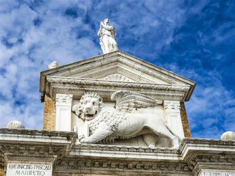 Medieval Lion, Symbol Of Venice Republic, Italy Stock Photo - Image: 54965042