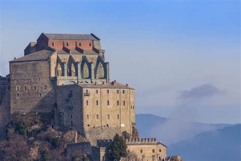 Piedmont’s Castles and Abbeys Tour | 5 Days in Northwest Italy