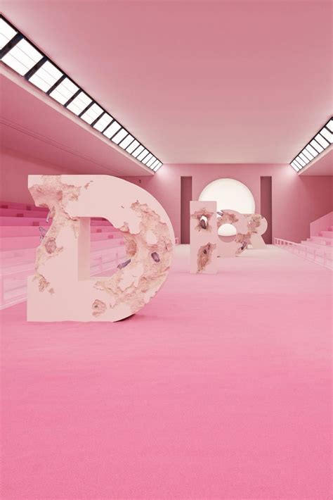 Dior collaborates with artist Daniel Arsham for their men’s runway show ...